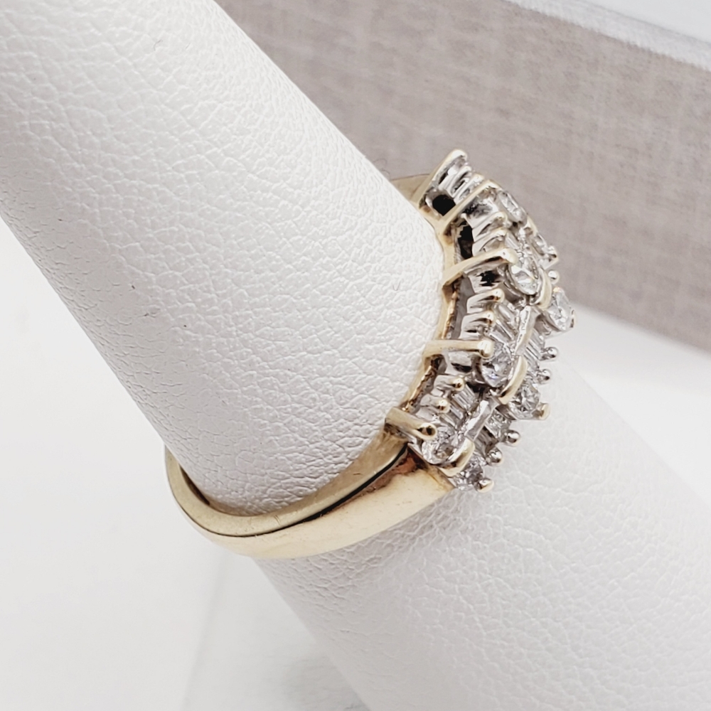 10k Solid Yellow Gold Genuine Round & Baguette Diamond Band Ring - Picture 2 of 8
